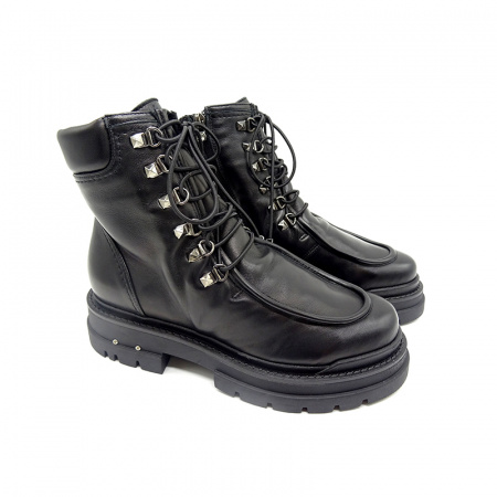 Кожаные ботинки на шнуровке Mara