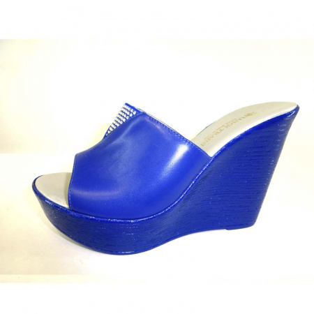 Кожаные босоножки Luigi Traini