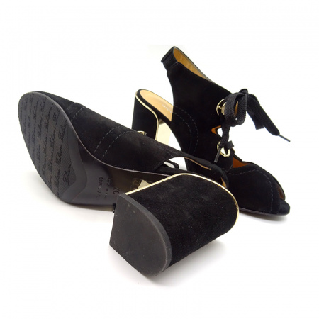 Замшевые босоножки Giovanni Fabiani