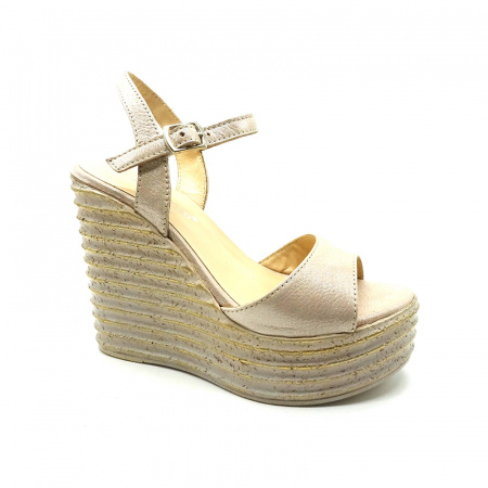 Кожаные босоножки Donna Ricco