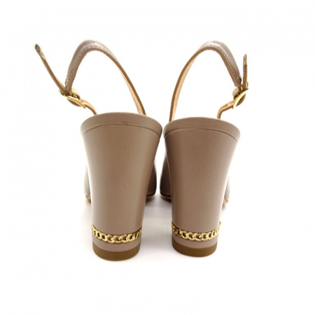 Кожаные босоножки Giovanni Fabiani