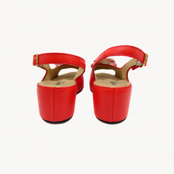 Кожаные босоножки Marzetti Linea Mia