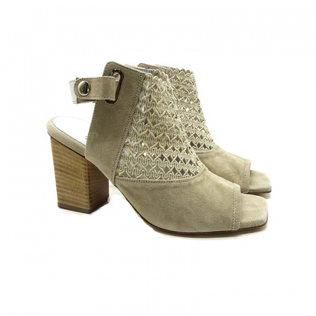 Замшевые босоножки Mara