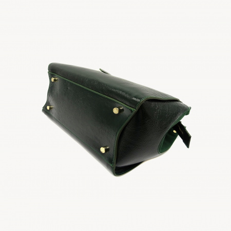 Лакированная сумка Carlo Salvatelli