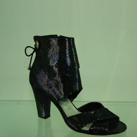 Замшевые босоножки Conni