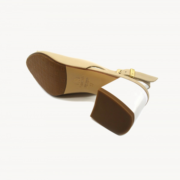 Кожаные босоножки Ilasio Renzoni