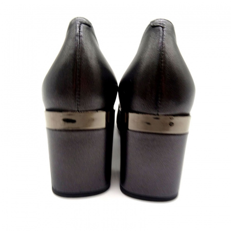 Кожаные туфли Giovanni Fabiani