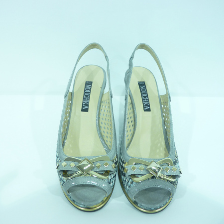 Кожаные босоножки Nouchka