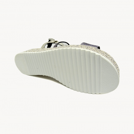 Кожаные сандалии на платформе Pertini