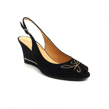 Замшевые босоножки Giovanni Fabiani