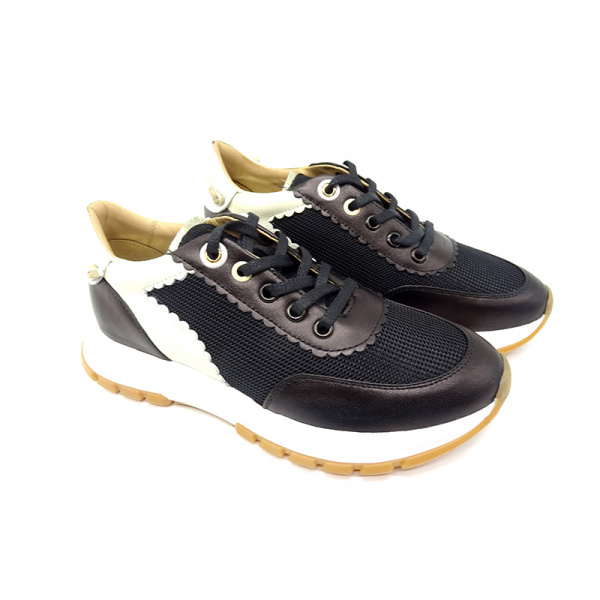 Кожаные кроссовки Helena Soretti Opera