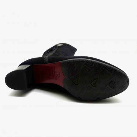 Замшевые сапоги-ботфорты Ilasio Renzoni