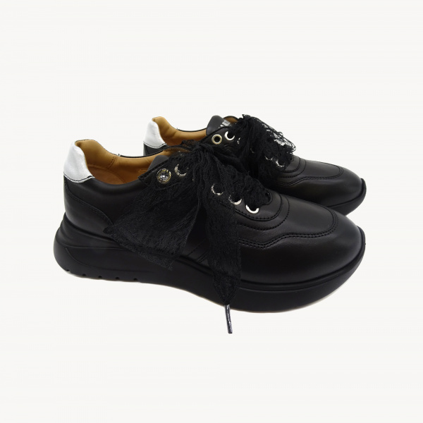 Кожаные кроссовки Marzetti  Linea Kayla