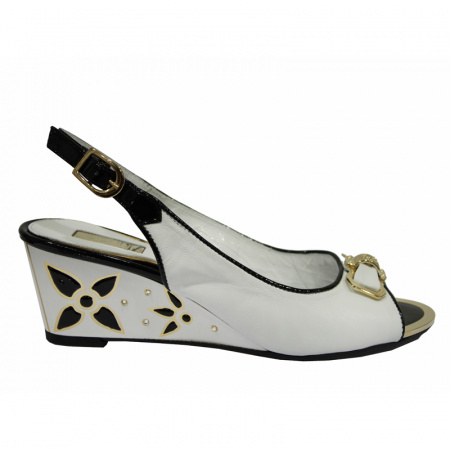 Кожаные босоножки Conni