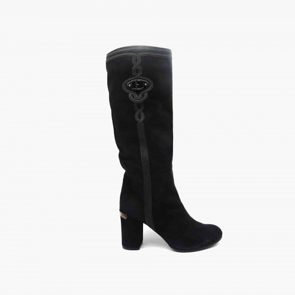 Замшевые сапоги Essere