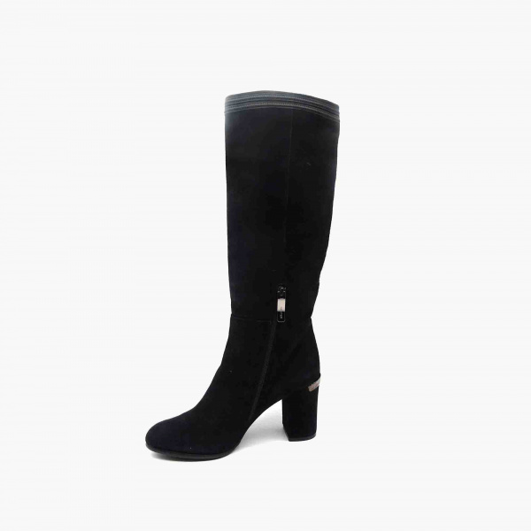 Замшевые сапоги Essere