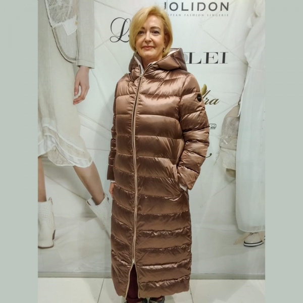 Пальто пуховое с капюшоном Gallotti 