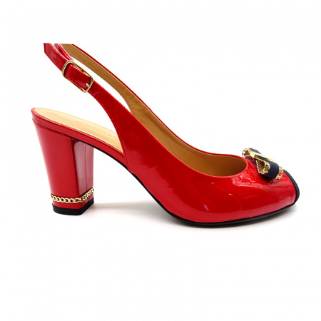 Лаковые босоножки Giovanni Fabiani