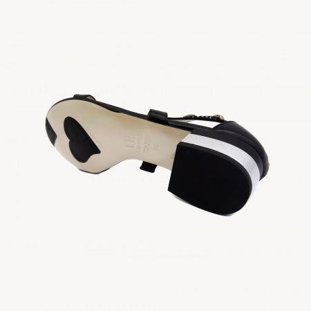 Кожаные босоножки Ilasio Renzoni