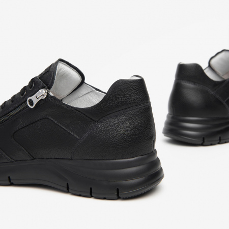 Кожаные кроссовки Nero Giardini