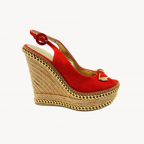 Замшевые босоножки Mara