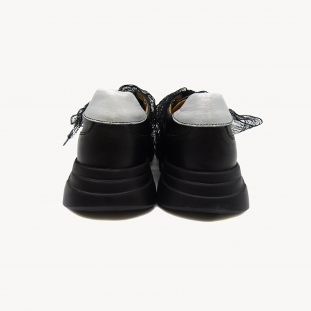 Кожаные кроссовки Marzetti  Linea Kayla