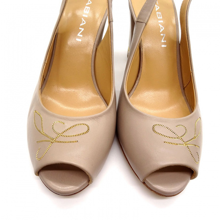 Кожаные босоножки Giovanni Fabiani