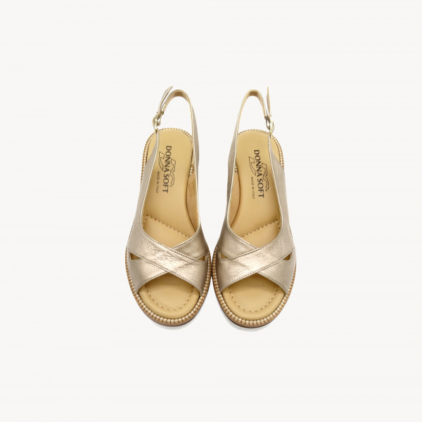 Кожаные босоножки Donna Soft