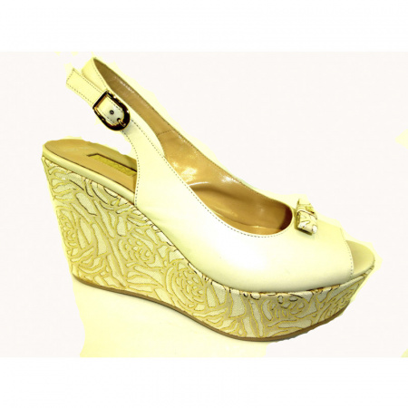 Кожаные босоножки Conni