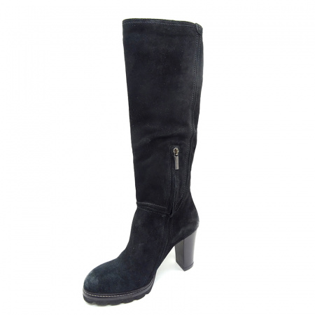 Замшевые сапоги The Seller