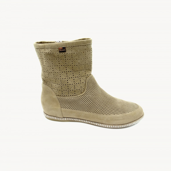 Замшевые полусапоги летние Mara