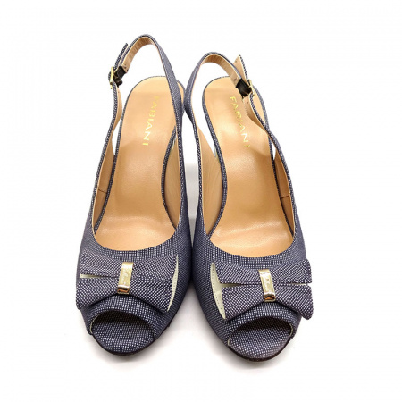 Замшевые босоножки Giovanni Fabiani