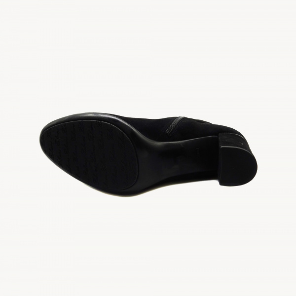 Замшевые сапоги Giovanni Fabiani