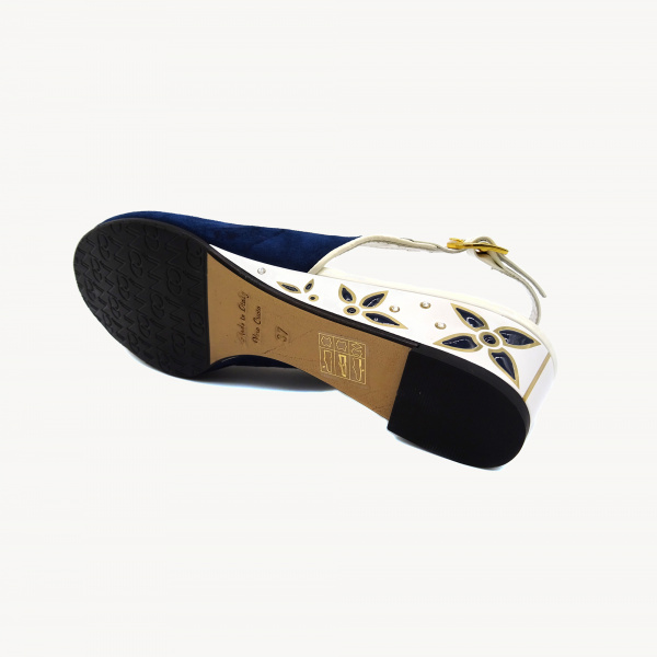 Кожаные босоножки Conni