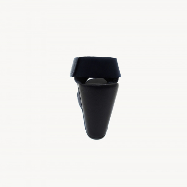 Кожаные босоножки Thierry Rabotin