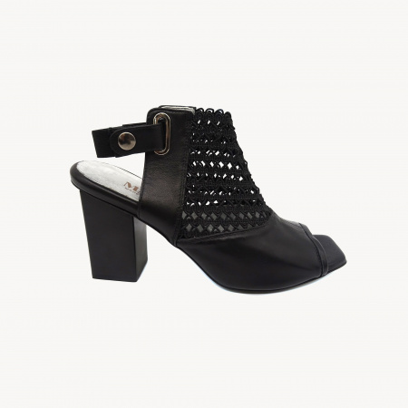 Комбинированные босоножки Mara